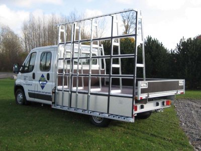 4-flatbedtruck-glassrack.jpg